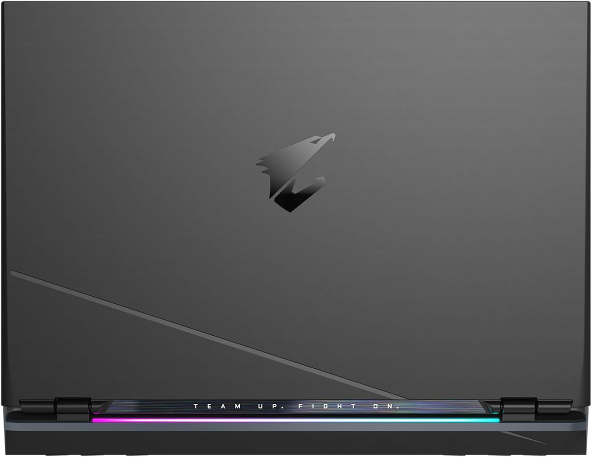 GIGABYTE AORUS 16: 16.0' 16:10 QHD+ 2560x1600 240Hz, NVIDIA GeForce RTX 4070 Laptop GPU 8GB GDDR6, Intel Core i7-13700H, 16GB DDR5 RAM, 1TB SSD, Win11 Home AD (AORUS 16 BSF-73US654SH)