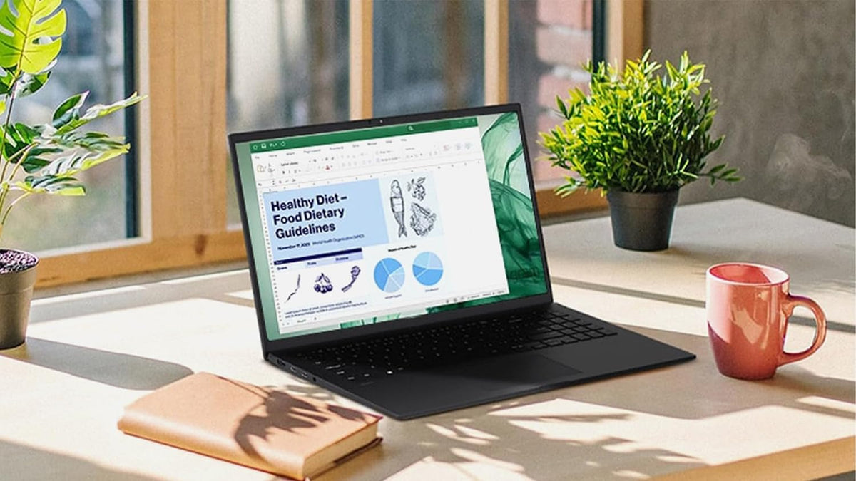 Dell Latitude 5590 15.6' Business Laptop Computer, Intel Quad Core i5-8350U Notebook PC, 8GB DDR4 RAM 256GB SSD, HDMI, Type-C, Webcam, Windows 11 Pro (Renewed)